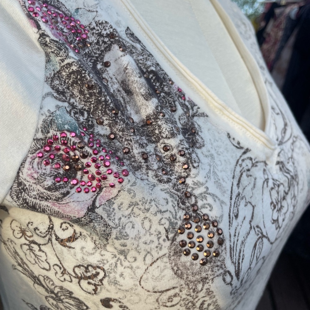 Embellished V-Neck Top with Floral Design